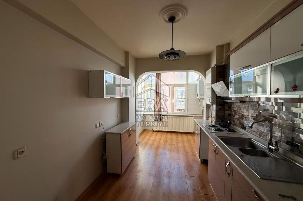 ERA PORT GÜVENCESİYLE BAHÇELİEVLER TEKNİK LİSE CAD. 3+1 DAİRE