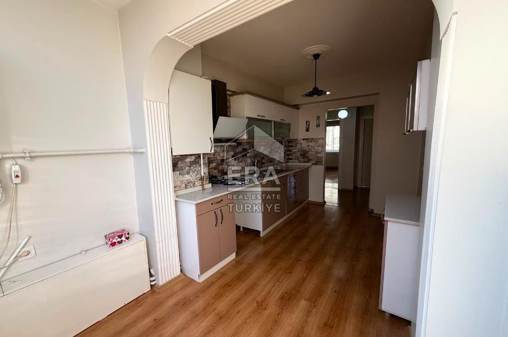 ERA PORT GÜVENCESİYLE BAHÇELİEVLER TEKNİK LİSE CAD. 3+1 DAİRE