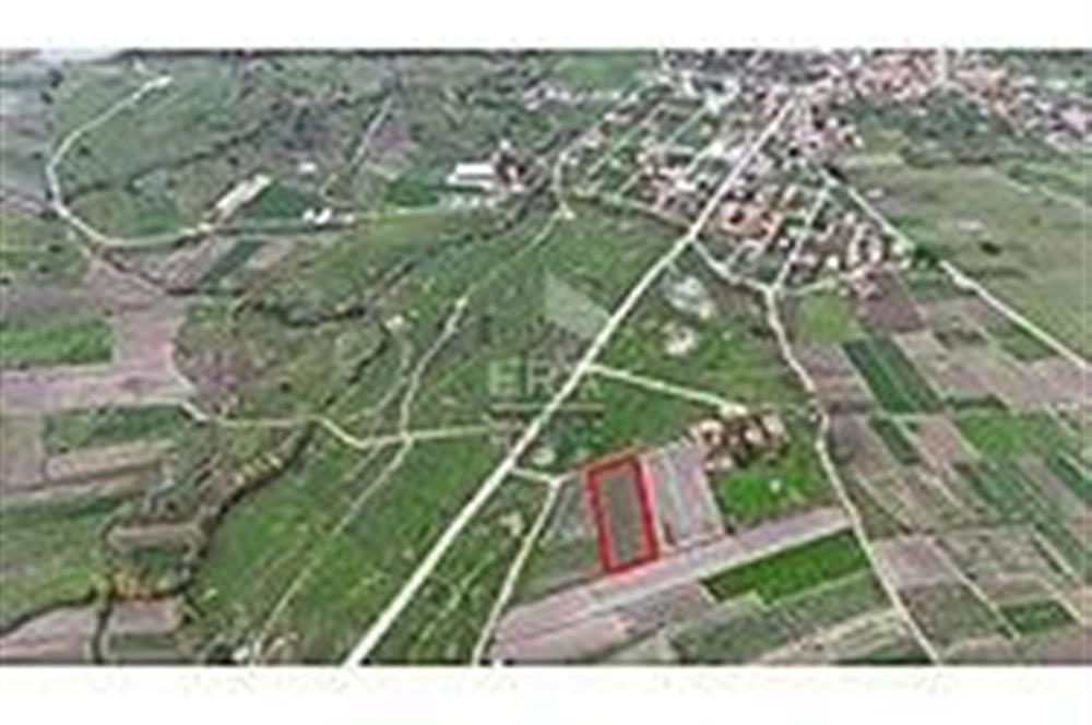 ERA PORT GÜVENCESİYLE KARESİ OVACIK KÖYÜNDE 3897m² SATILIK TARLA