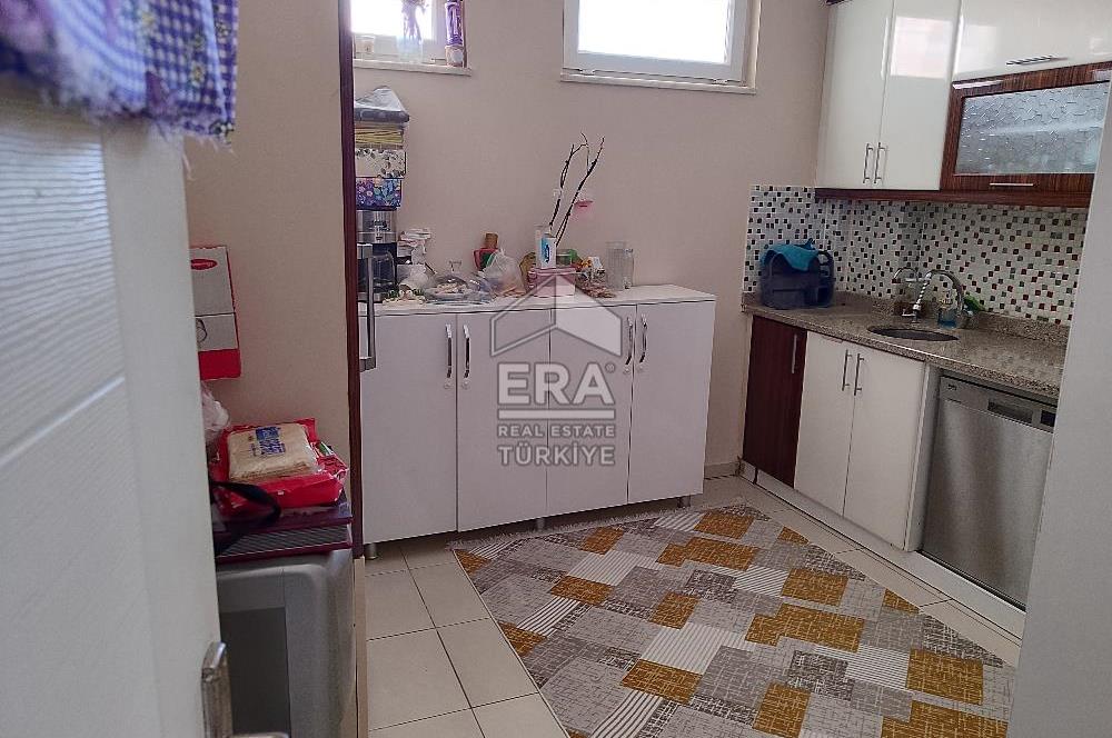 MANAVGAT ILICA’DA HAVUZLU SİTE İÇERİSİNDE GENİŞ TRİPLEKS İKİZ VİLLA