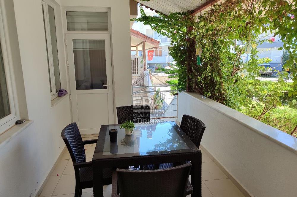 MANAVGAT ILICA’DA HAVUZLU SİTE İÇERİSİNDE GENİŞ TRİPLEKS İKİZ VİLLA