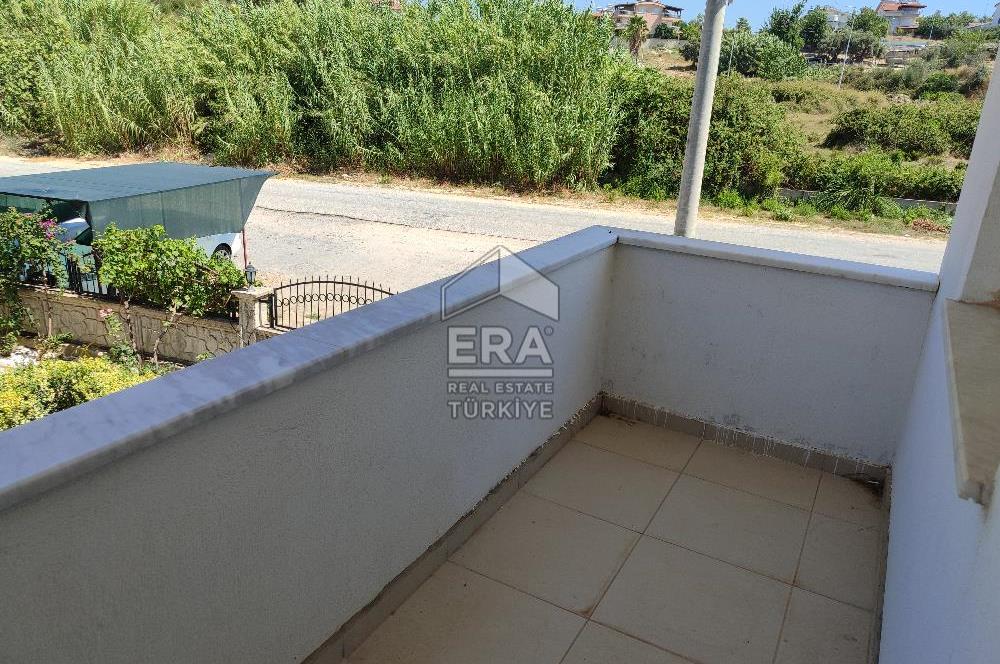MANAVGAT ILICA’DA HAVUZLU SİTE İÇERİSİNDE GENİŞ TRİPLEKS İKİZ VİLLA