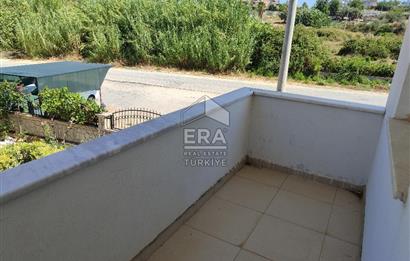 MANAVGAT ILICA’DA HAVUZLU SİTE İÇERİSİNDE GENİŞ TRİPLEKS İKİZ VİLLA