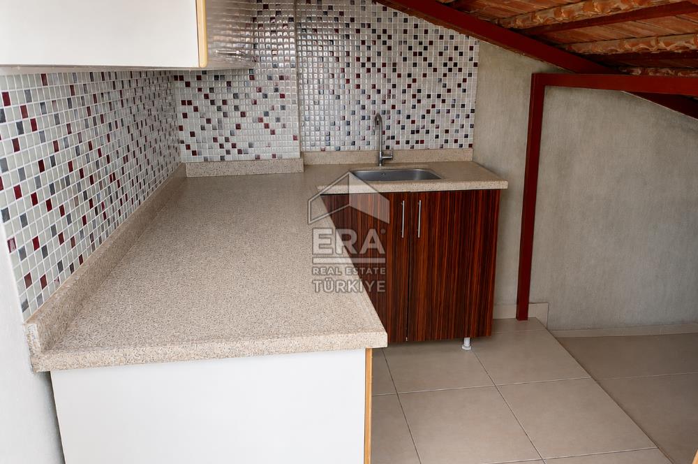 MANAVGAT ILICA’DA HAVUZLU SİTE İÇERİSİNDE GENİŞ TRİPLEKS İKİZ VİLLA