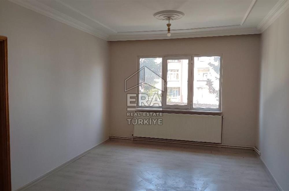 ERA SÖZ GAYRİMENKUL’DEN GÖÇMEN KONUTLARINDA KİRALIK 2+1 DAİRE