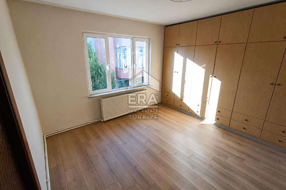 Era Söz'den Sıtkı Yırcalı Cad. Arkası Bakımlı Daire