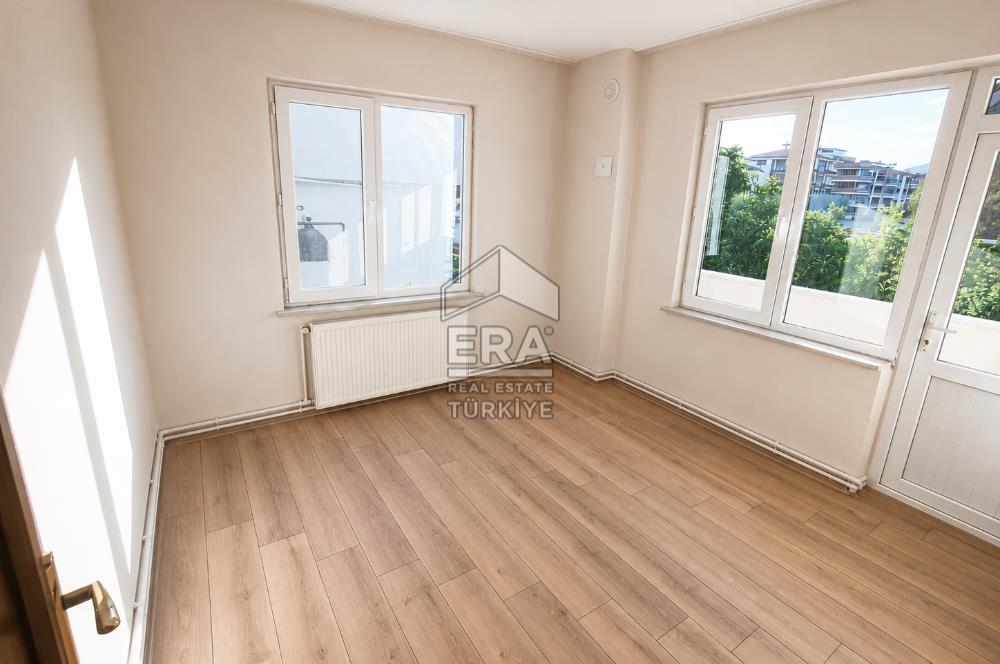 Era Söz'den Sıtkı Yırcalı Cad. Arkası Bakımlı Daire