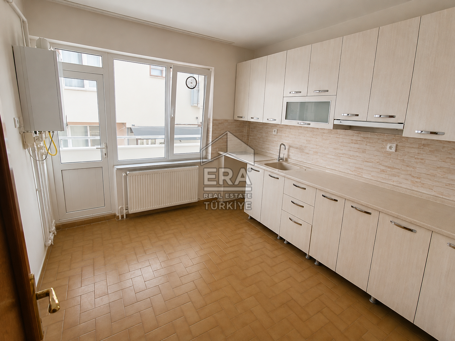 Era Söz'den Sıtkı Yırcalı Cad. Arkası Bakımlı Daire