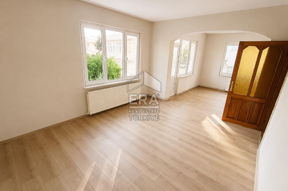 Era Söz'den Sıtkı Yırcalı Cad. Arkası Bakımlı Daire