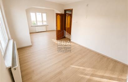 Era Söz'den Sıtkı Yırcalı Cad. Arkası Bakımlı Daire