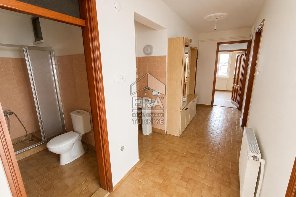 Era Söz'den Sıtkı Yırcalı Cad. Arkası Bakımlı Daire