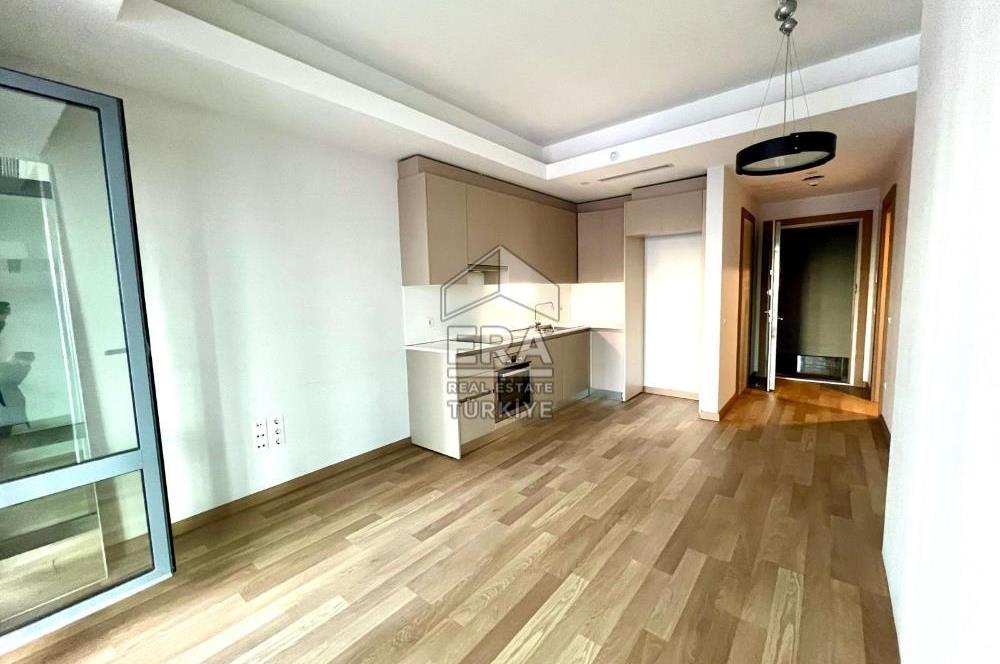 MASLAK 1453'TE 1+0 KİRALIK MODERN DAİRE