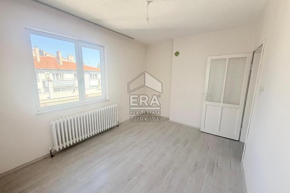 ERA PORT GÜVENCESİYLE 52 EVLER'DE KİRALIK 3+1 DAİRE