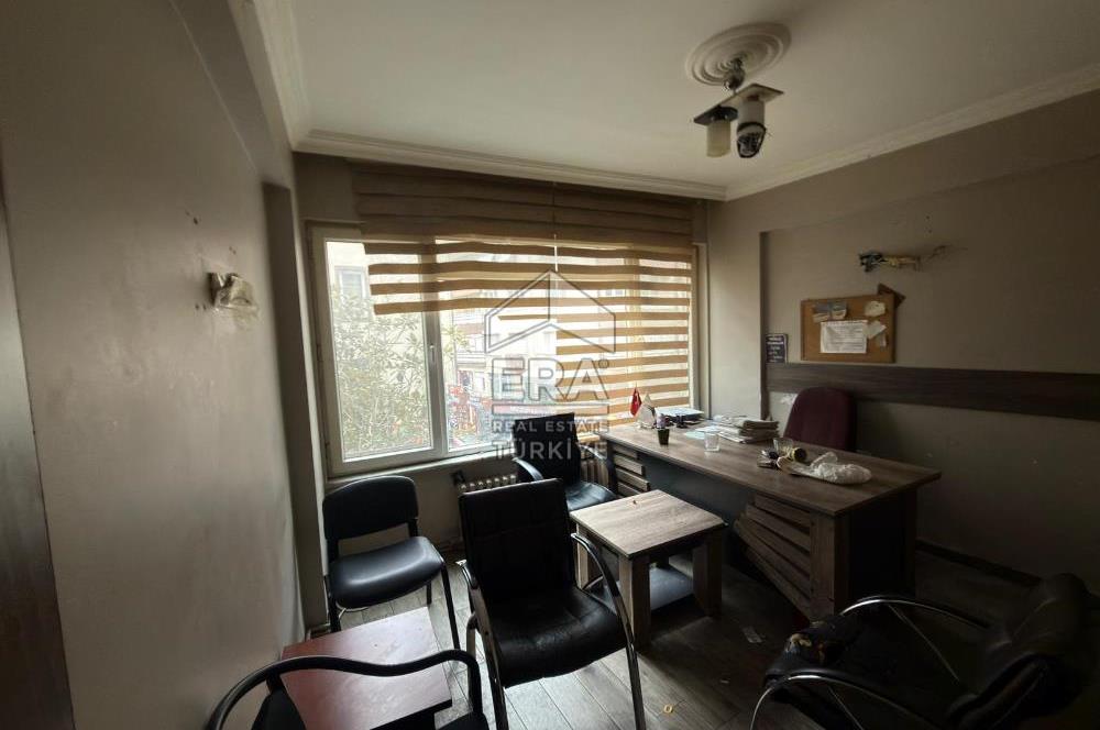 ERA PORT GÜVENCESİYLE MİLLİ KUVVETLER CADDESİ CEPHELİ 2+1 OFİS