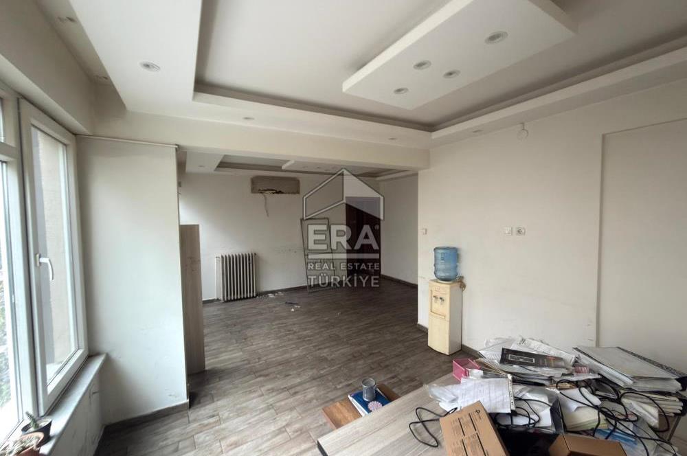 ERA PORT GÜVENCESİYLE MİLLİ KUVVETLER CADDESİ CEPHELİ 2+1 OFİS