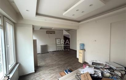 ERA PORT GÜVENCESİYLE MİLLİ KUVVETLER CADDESİ CEPHELİ 2+1 OFİS