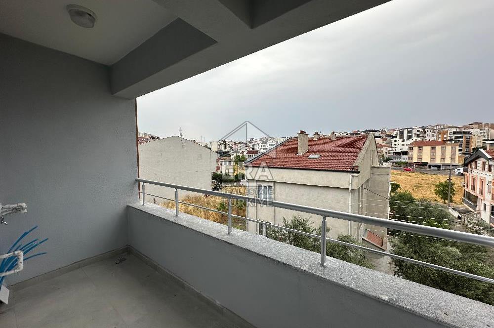 ERA PORT'TAN 1.SAKARYA'DA GROSS ON ARKASI 3+1 KİRALIK DAİRE
