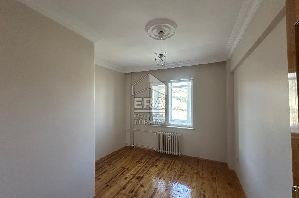 ERA PORT'TAN ADNAN MENDES DİLARA SİTESİ 2+1 KİRALIK DAİRE