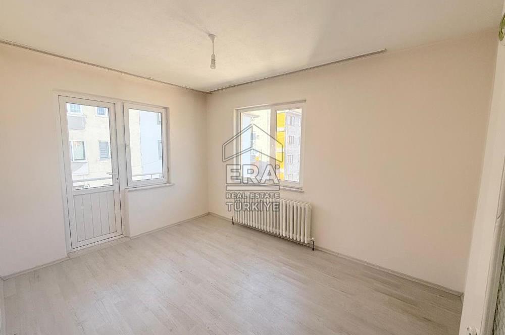 ERA PORT GÜVENCESİYLE 52 EVLER'DE KİRALIK 3+1 DAİRE