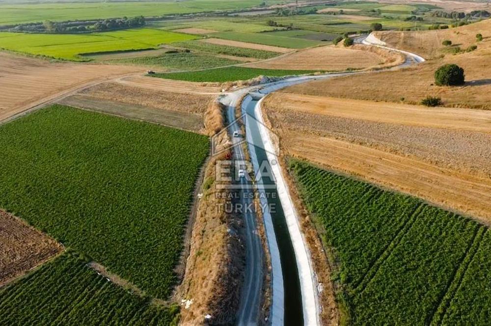 Susurluk'ta Sulama Kanalına 120m Mesafede Tarla