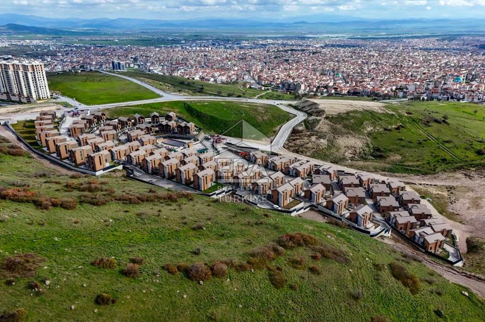 YAYLA COUNTRY'DE KİRALIK 7+1 SIFIR LÜKS VİLLA