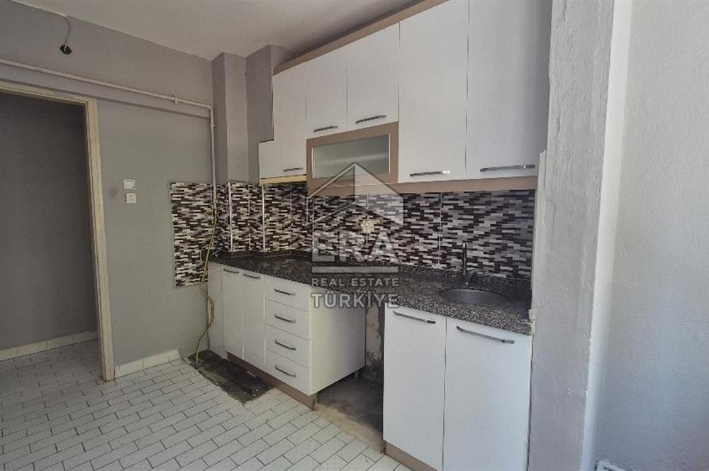 ERA SÖZ DEN BANDIRMA GÜNAYDIN MAHALLESİNDE ARAKAT SATILIK 2+1 DAİRE