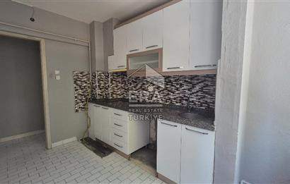 ERA SÖZ DEN BANDIRMA GÜNAYDIN MAHALLESİNDE ARAKAT SATILIK 2+1 DAİRE