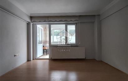ERA SÖZ DEN BANDIRMA 17 EYLÜL MAH. KAPALI PAZAR YAKINI KİRALIK 2+1 DAİRE