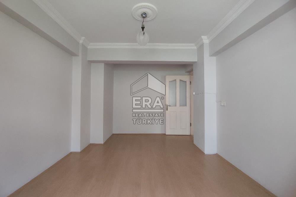 ERA SÖZ DEN BANDIRMA 17 EYLÜL MAH. KAPALI PAZAR YAKINI KİRALIK 2+1 DAİRE