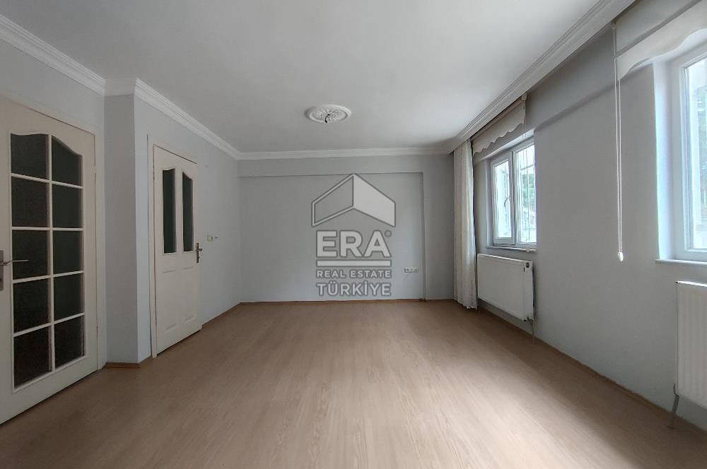 ERA SÖZ DEN BANDIRMA 17 EYLÜL MAH. KAPALI PAZAR YAKINI KİRALIK 2+1 DAİRE