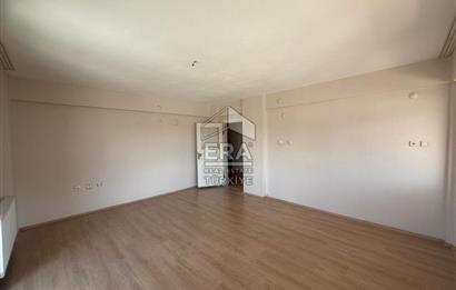 ERA PORT'TAN PLEVNE MAHALLESİNDE KİRALIK 3+1 DAİRE