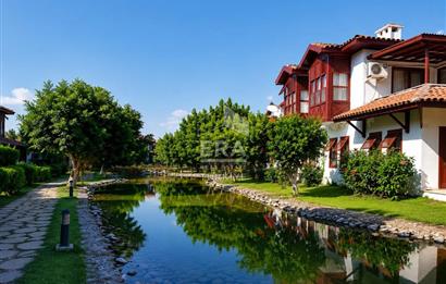 MANAVGAT' AKSAZ 'DA BİZİMKÖY TATİL SİTESİNDEKİ DUBLEKS VİLLA