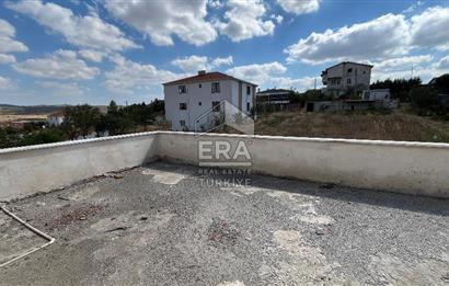ERA PORT GÜVENCESİYLE NAİPLİ MAHALLESİNDE 685 M2 NA TAMAM VİLLA