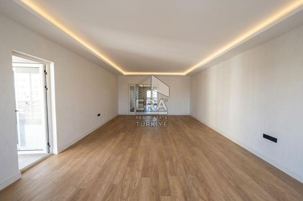 ERA PORT'TAN BAK YAPI PAŞA KONAKLARINDA 4+1 KİRALIK DAİRE