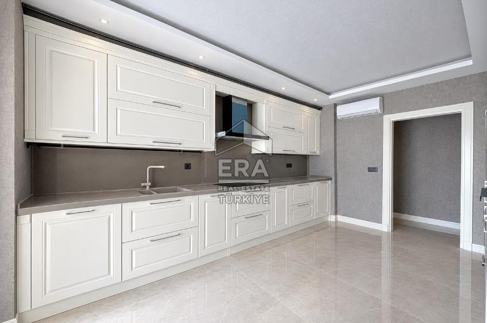 ERA PORT'TAN BAK YAPI PAŞA KONAKLARINDA 4+1 KİRALIK DAİRE
