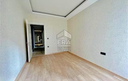 ERA PORT'TAN BAK YAPI PAŞA KONAKLARINDA 4+1 KİRALIK DAİRE