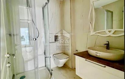 ERA PORT'TAN BAK YAPI PAŞA KONAKLARINDA 4+1 KİRALIK DAİRE