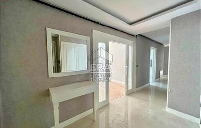 ERA PORT'TAN BAK YAPI PAŞA KONAKLARINDA 4+1 KİRALIK DAİRE