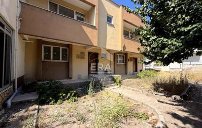 KUVAİ MİLLİYE MAH. MEVLANA SİTESİ'NDE NATAMAM 5+1 TRİPLEKS VİLLA