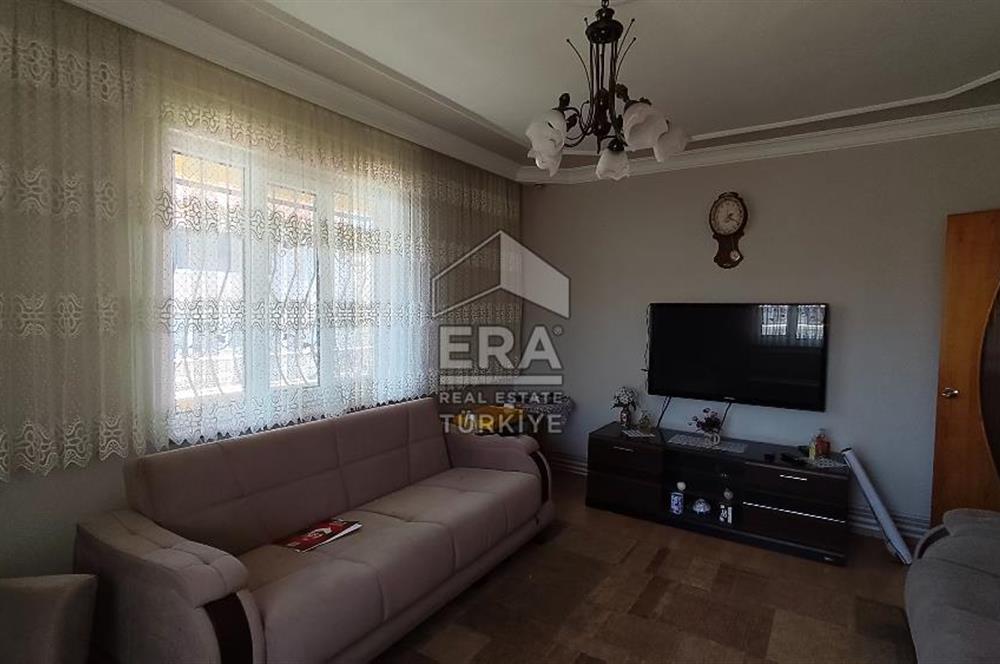 SEFAKÖY’DE FULL EŞYALI KİRALIK DAİRE 3+1