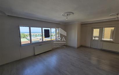 Beşirli Sahil Caddesinde Deniz Manzaralı Kiralık 2+1