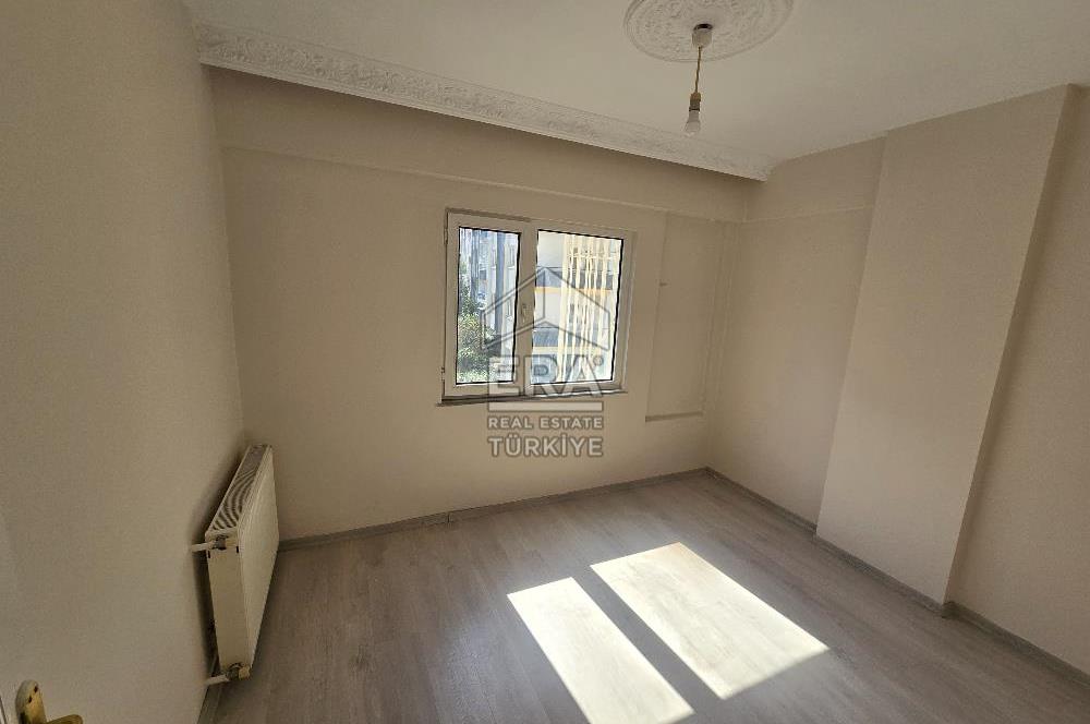 Beşirli Sahil Caddesinde Deniz Manzaralı Kiralık 2+1