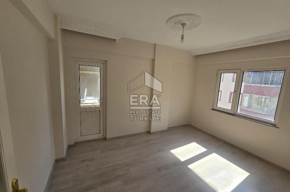 Beşirli Sahil Caddesinde Deniz Manzaralı Kiralık 2+1