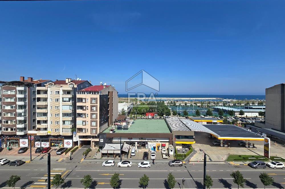 Beşirli Sahil Caddesinde Deniz Manzaralı 4+1 Dubleks