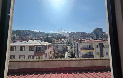 Beşirli Sahil Caddesinde Deniz Manzaralı 4+1 Dubleks