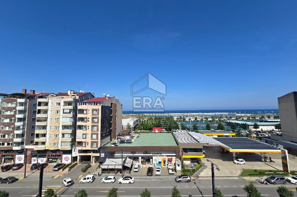 Beşirli Sahil Caddesinde Deniz Manzaralı 4+1 Dubleks