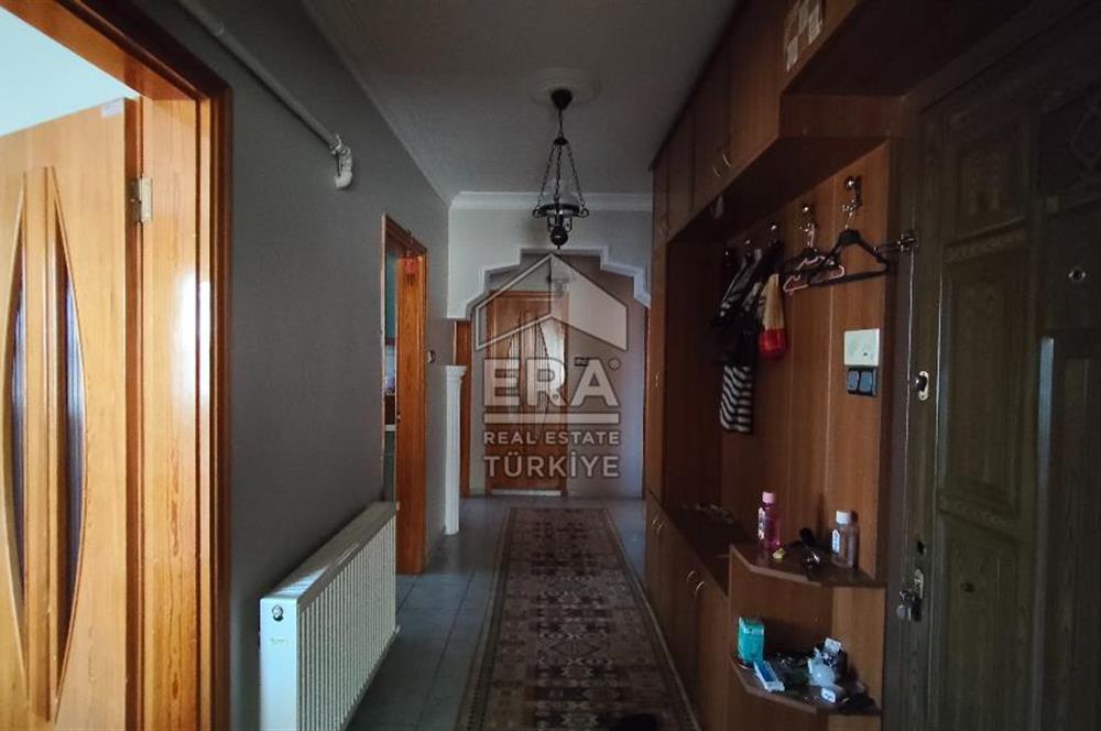 SEFAKÖY’DE FULL EŞYALI KİRALIK DAİRE 3+1