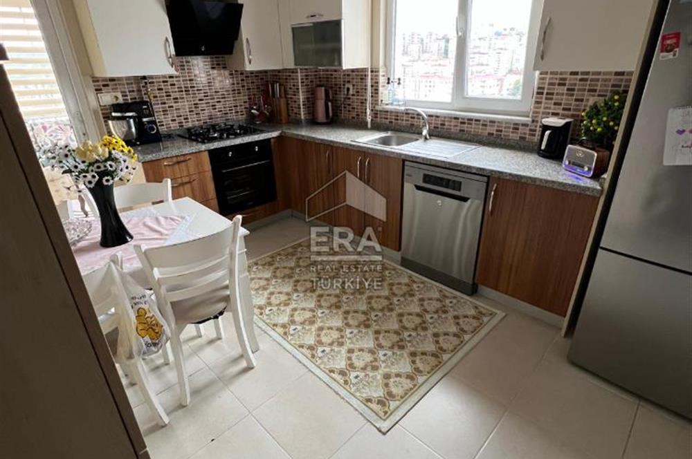 Trabzon Çukurçayırda Deniz Manzaralı Satılık 3+1 Daire