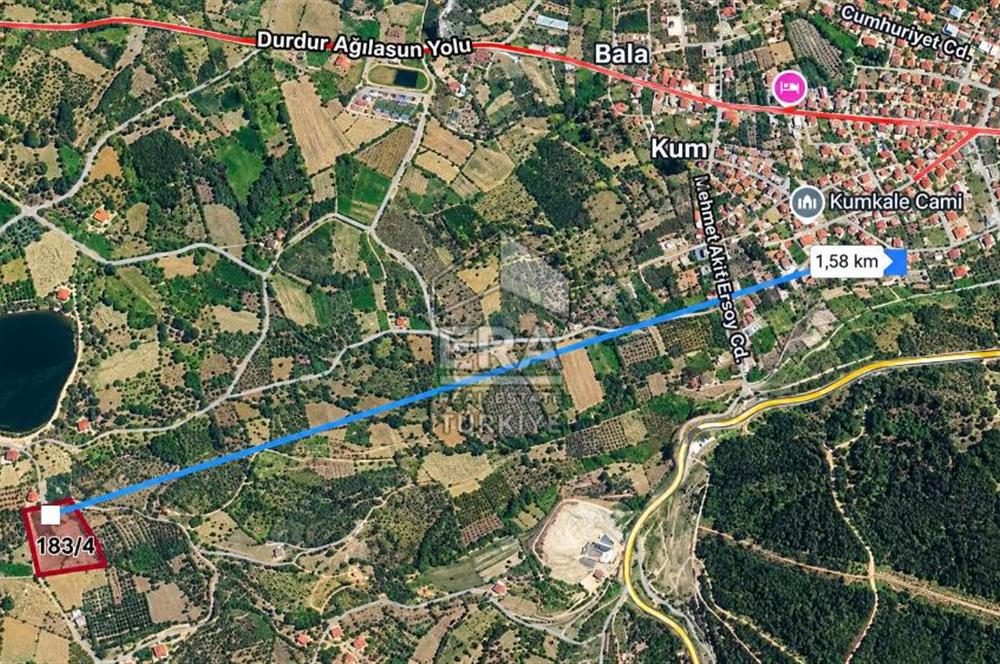 BURDUR İLİ AĞLASUN İLÇESİ KUM'DA 3 + 1 + 7.300 m2 TEK TAPU.