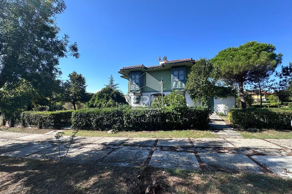 Balaban Mesa Konutlarında 500 m² Bahçeli Satılık 2+1 İkiz Villa
